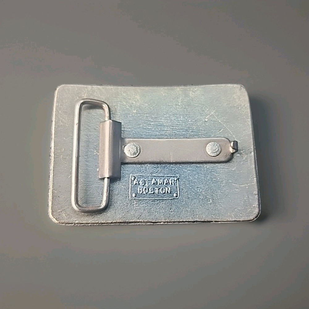 VINTAGE WESTERN AUTO 1909-1976 THE DAISY 1000 BELT BUCKLE - Picture 2 of 2